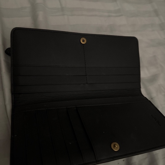 Coach Essential Slim Wallet - Picture 2 of 3